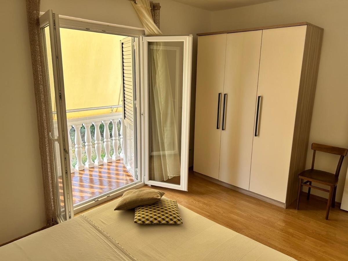 Roseal Apartment